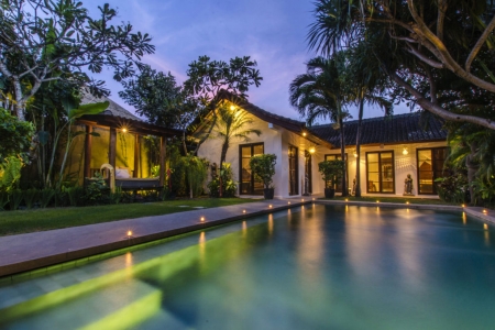 Семейная 3 спальная вилла с бассейном, Семиньяк