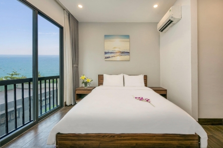 2 bedroom apartment near My Khe beach, Da Nang