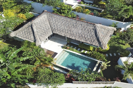 Cozy, bright 2 bedroom villa in Bukite with a private pool