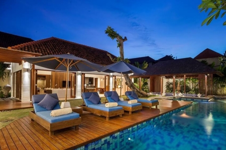 Роскошная 4 спальная вилла в Петитенгет, Семиньяк