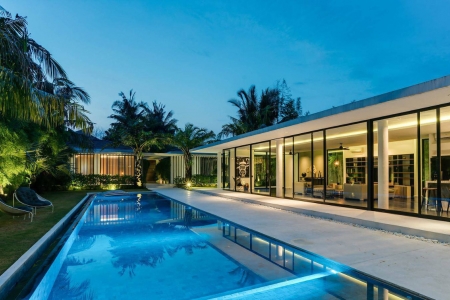 Amazing high-end 5 bedroom villa in Berawa, Canggu