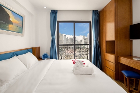 Cozy 1 bedroom condo near the beach, Da Nang