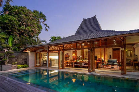 Удивительная вилла Joglo на 3 спальни в Бабакан, Чангу