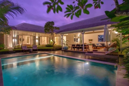 Stylish 3 bedroom villa in Canggu with private pool