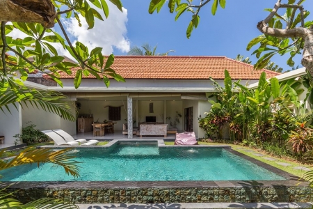 3 спальная вилла в престижном районе Petitenget, Семиньяк