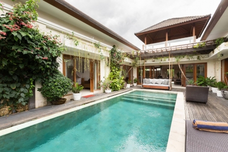 Modern 5 bedroom villa with private pool, Canggu