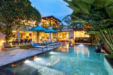 Роскошная вилла с 3 спальнями в Джимбаране