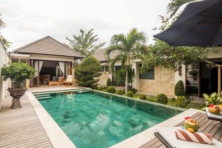 3 bedroom villa with a beautiful garden in Canggu