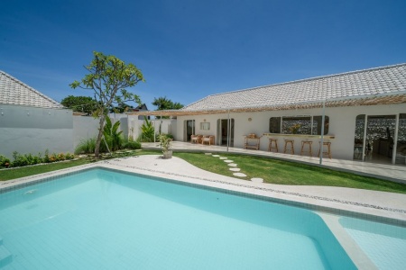 Unique 4 bedroom villa in the heart of Batu Bolong, Canggu