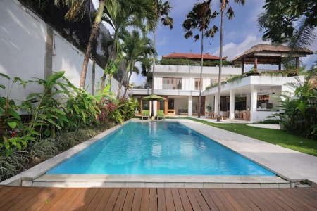 3 bedroom villa in Berawa area, Canggu