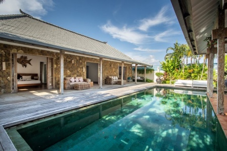 Elegant 4 bedroom villa with pool in Seminyak