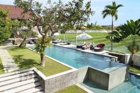 Amazing 8 bedroom villa overlooking rice fields, Canggu