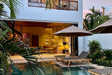Magnificent 2-bedroom loft-style villa 500 meters from Pererenan Beach, Canggu