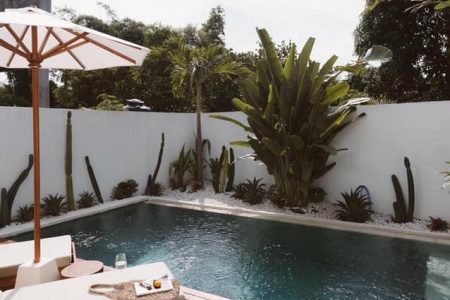 Стильная вилла с 3 спальнями в Бату Болонг, Чангу