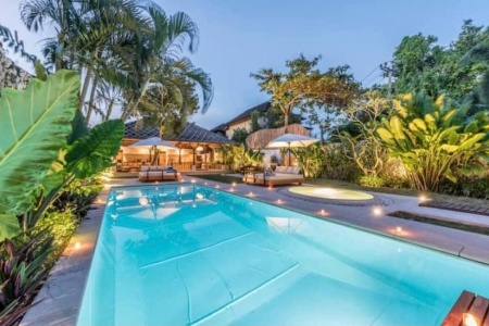 Вилла на 5 спален рядом со всей инфраструктурой в Семиньяке
