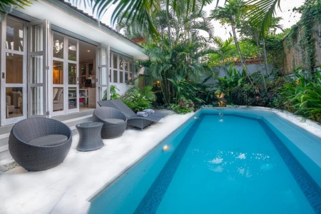 Luxury 3 bedroom villa in the center of Seminyak