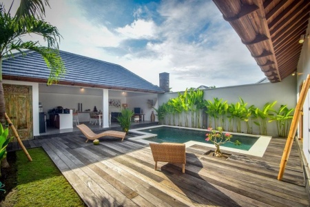 Супер уютная 2 спальная вилла с бассейном в Семиньяке