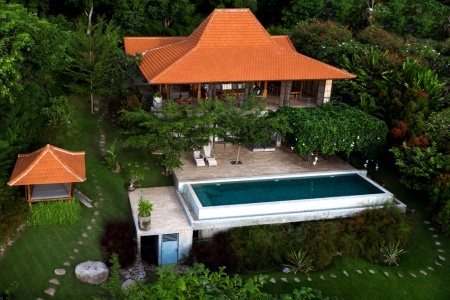 Роскошная ретрит вилла на 3 спальни на холмах Сумберкимы