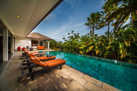 Luxury villa with 3 bedrooms in Uluwatu with pool