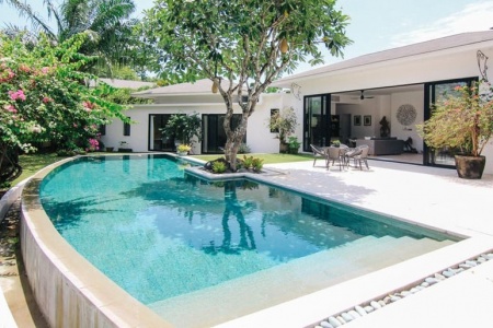 Family 3 bedroom villa with large garden and pool, Umalas