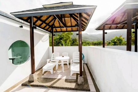 Комфортабельные апартаменты с двумя спальнями в районе Камала