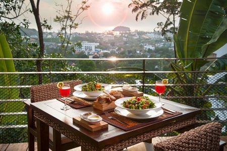 One bedroom apartment  and sea view in Kata