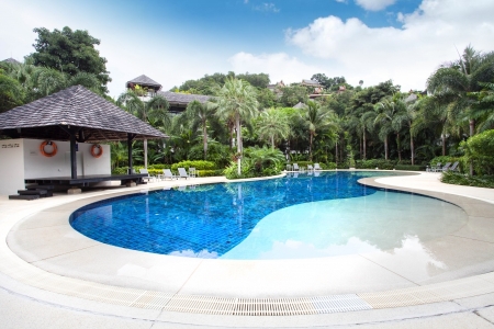 Трёхкомнатная квартира на Банг Тао с 2 спальнями и выходом в приват зону сада