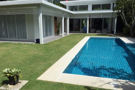 Spacious three bedroom villa with private pool